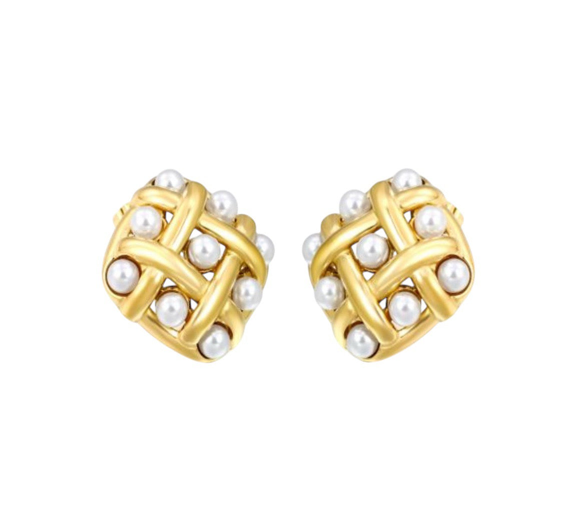 Nudo de perlas earrings