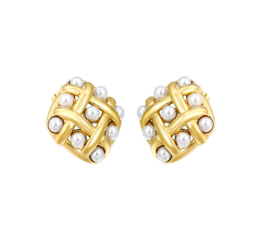 Nudo de perlas earrings